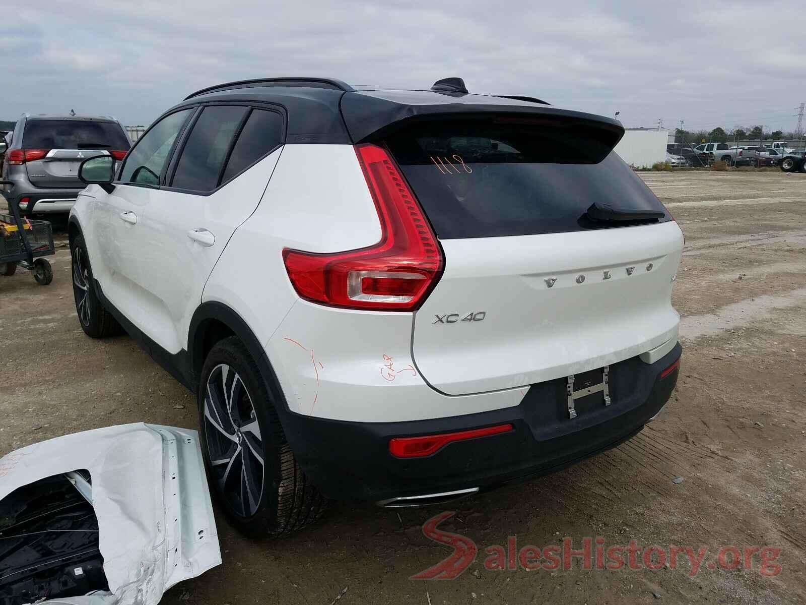 YV4AC2HM0L2306572 2020 VOLVO XC40