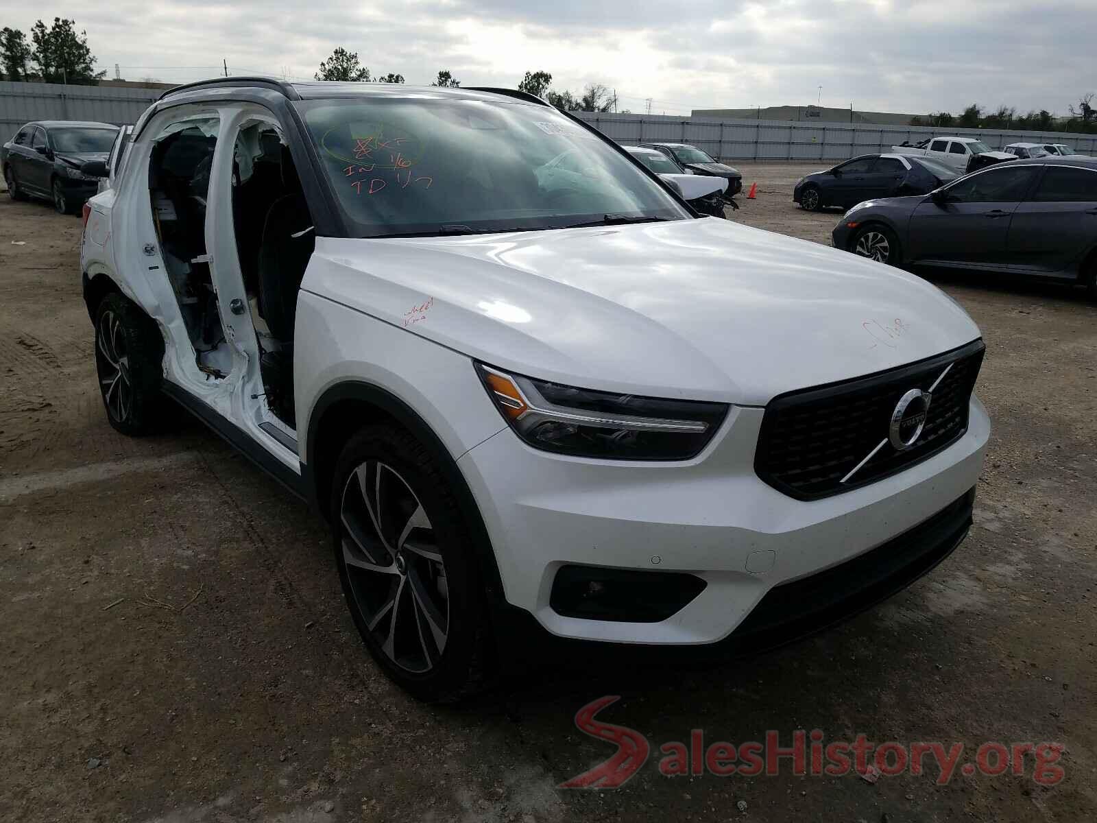 YV4AC2HM0L2306572 2020 VOLVO XC40