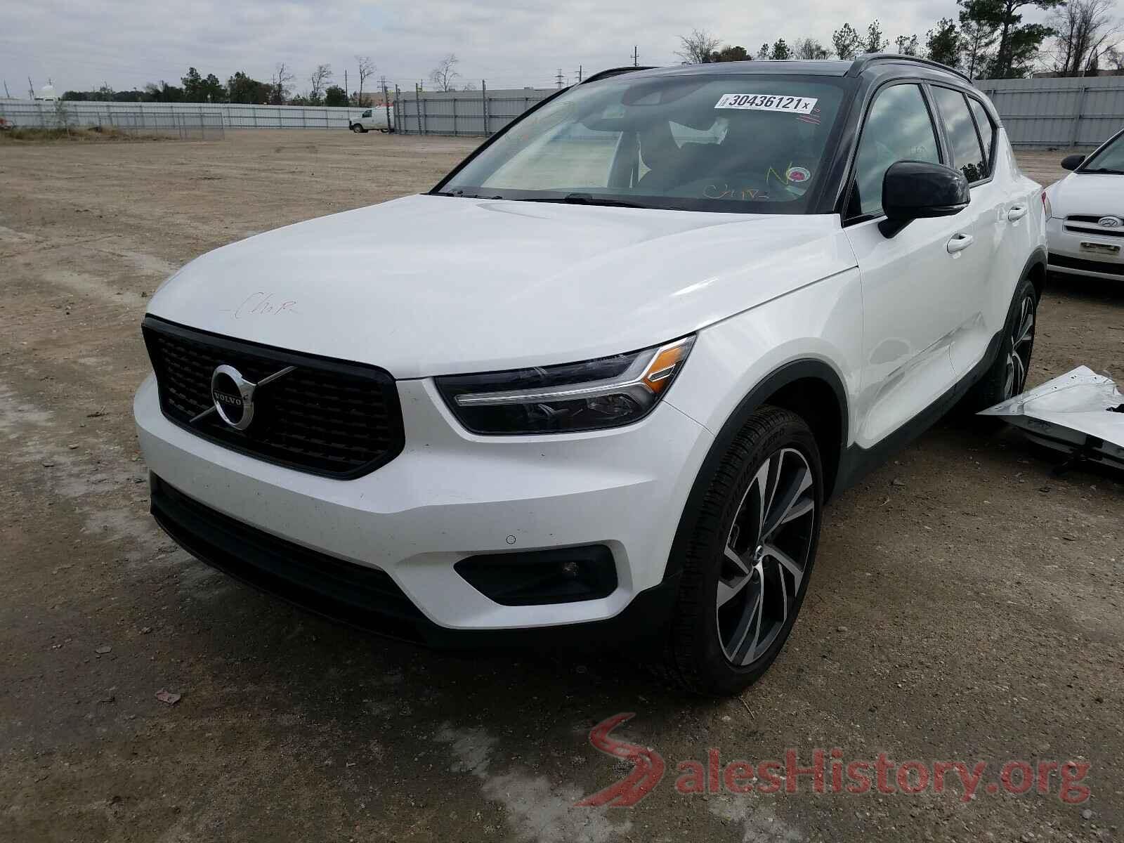 YV4AC2HM0L2306572 2020 VOLVO XC40