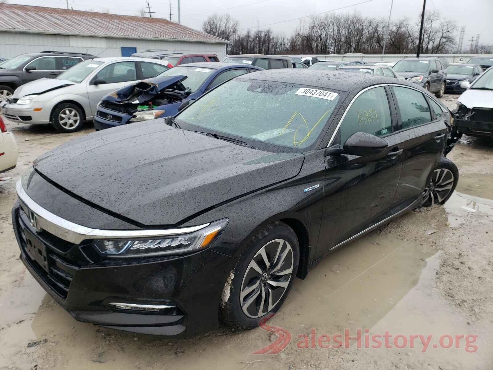 1HGCV3F51JA009709 2018 HONDA ACCORD