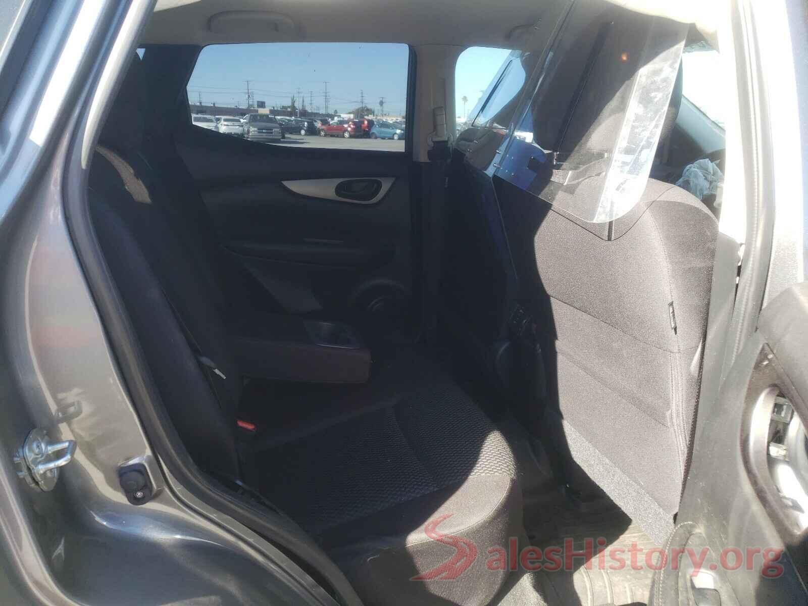 JN1BJ1CP7JW184228 2018 NISSAN ROGUE