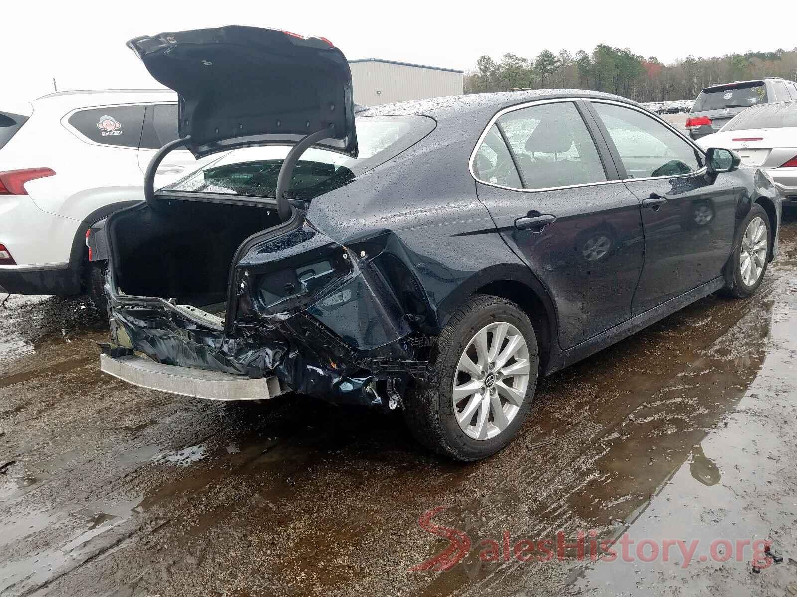 WVGAV7AX5HK053282 2019 TOYOTA CAMRY