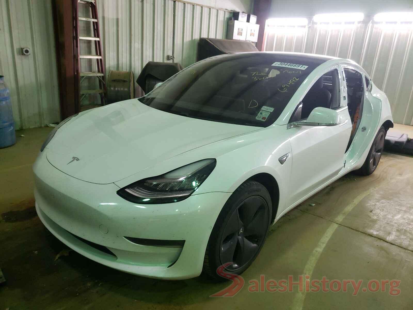 5YJ3E1EA5JF047601 2018 TESLA MODEL 3