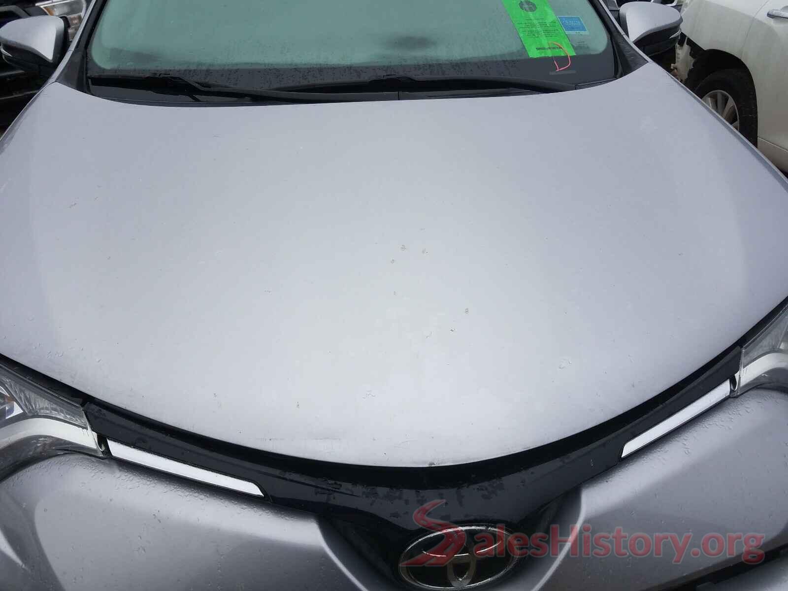 2T3WFREV8HW336018 2017 TOYOTA RAV4