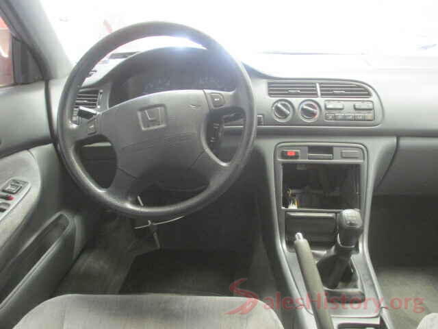 5J6RW2H54HL060868 1995 HONDA ACCORD