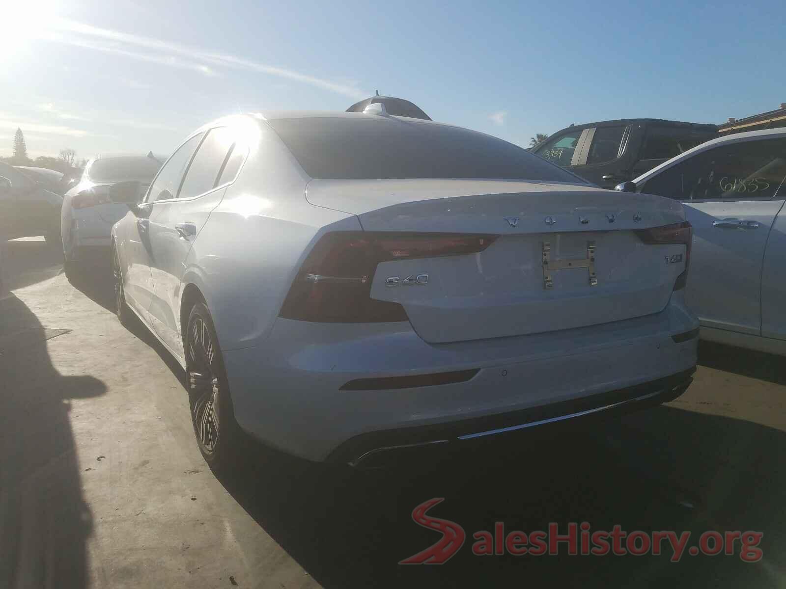 7JRA22TL4KG010476 2019 VOLVO S60