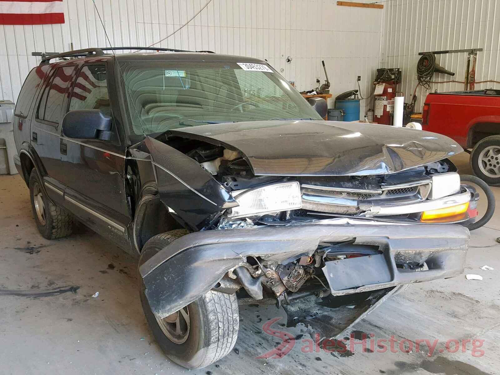 1N4BL4EV6KC257862 2000 CHEVROLET BLAZER