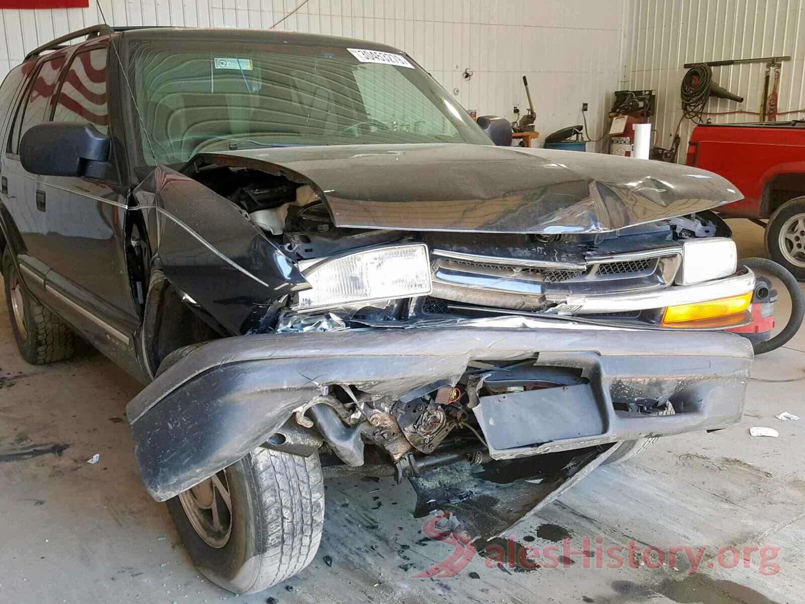 1N4BL4EV6KC257862 2000 CHEVROLET BLAZER