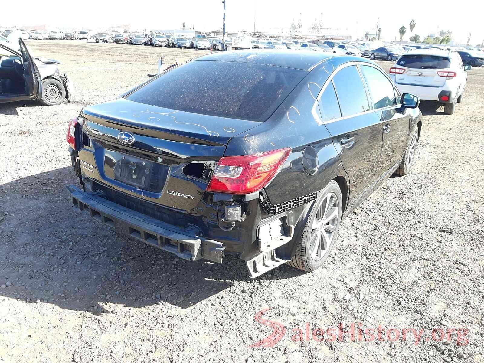 4S3BNAN64J3043687 2018 SUBARU LEGACY