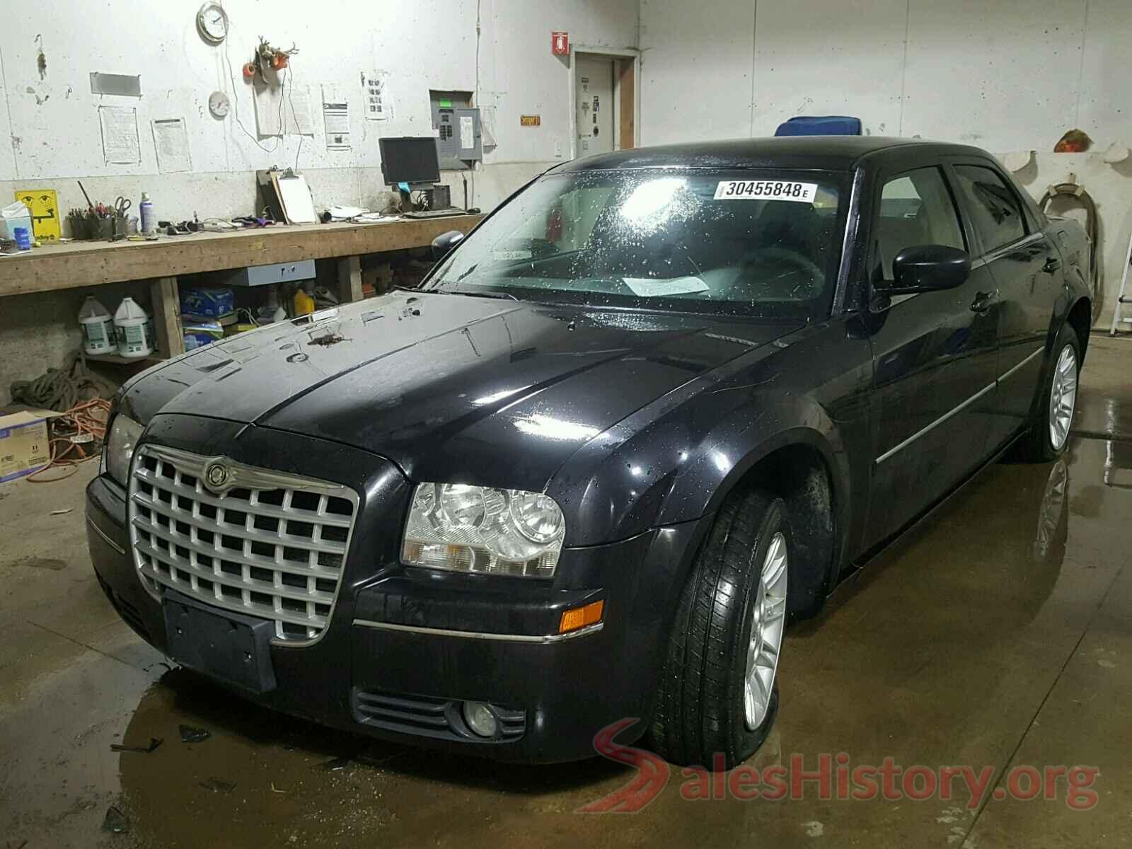 JF2SJAGC1JH522619 2006 CHRYSLER 300