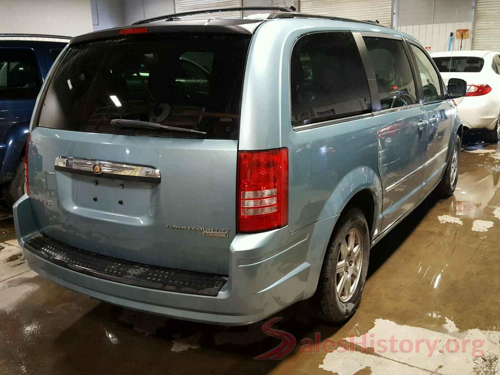 KNDJP3A58J7894432 2010 CHRYSLER TOWN & COU