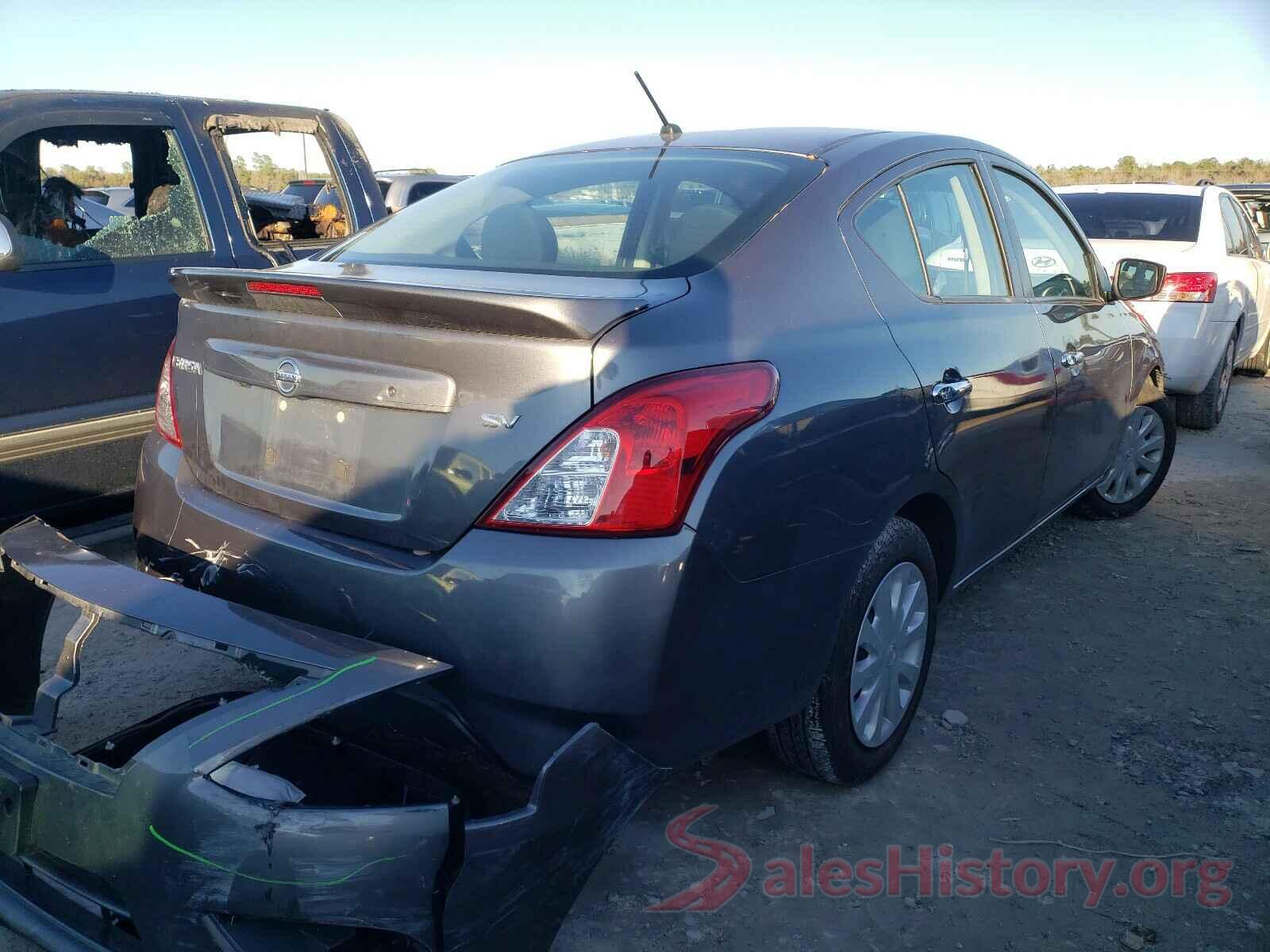 3N1CN7AP9KL802543 2019 NISSAN VERSA