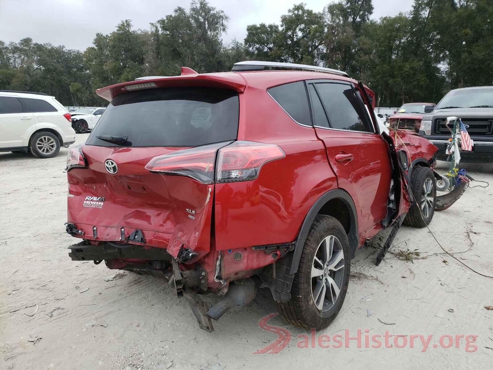 JTMRFREV2HJ137462 2017 TOYOTA RAV4