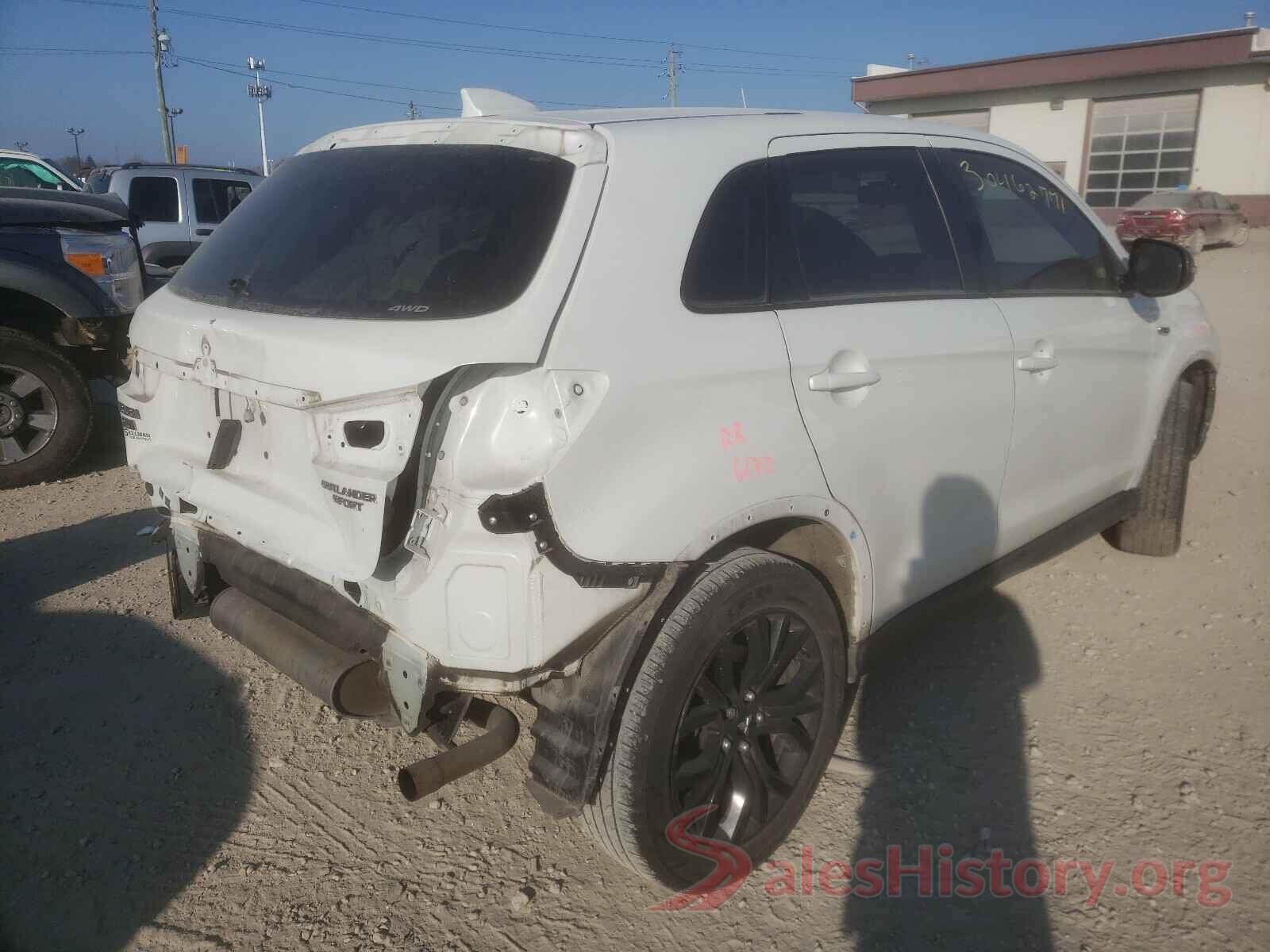 JA4AR3AUXJZ022396 2018 MITSUBISHI OUTLANDER