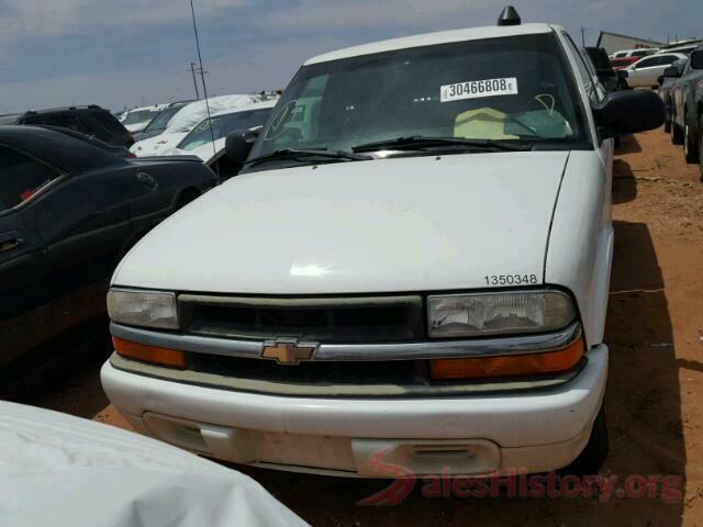 1N4AL3AP1HN320179 2001 CHEVROLET S10