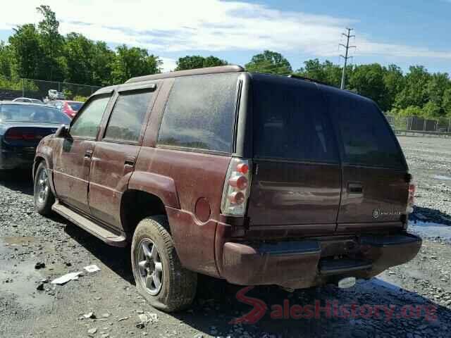 4T1B11HK5JU543948 2000 CADILLAC ESCALADE