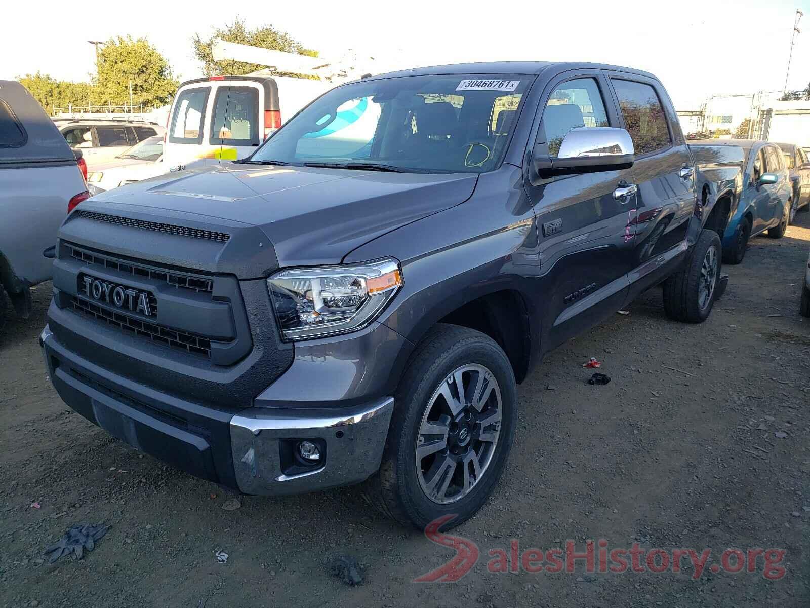 5TFHY5F17JX683588 2018 TOYOTA TUNDRA