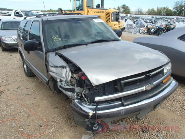 1G1ZE5ST6HF128371 2000 CHEVROLET BLAZER