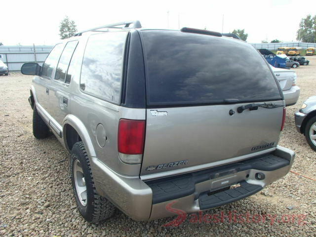 1G1ZE5ST6HF128371 2000 CHEVROLET BLAZER