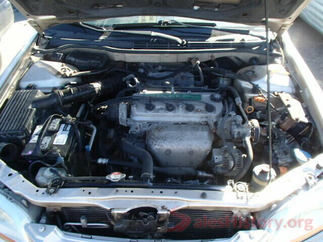 5N1AZ2BJ8LN174252 2000 HONDA ACCORD