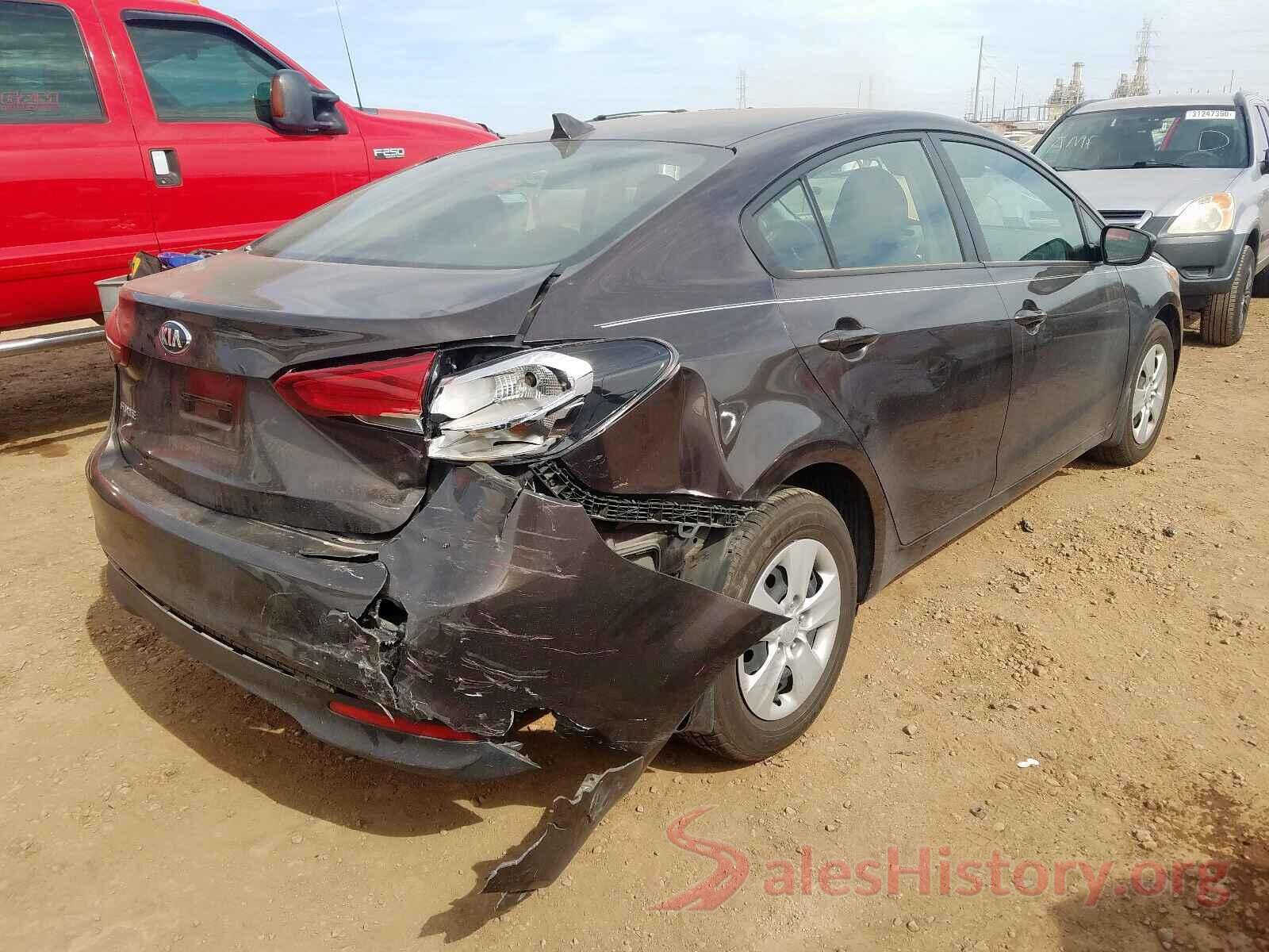 JTNKARJE4HJ537055 2018 KIA FORTE