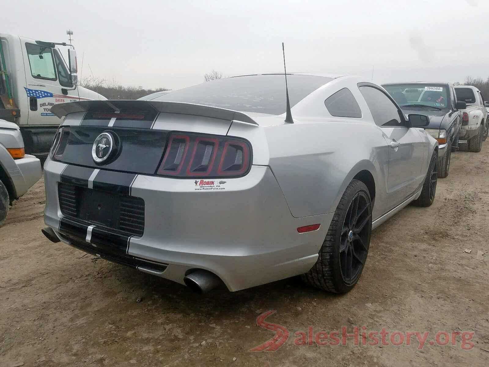 JTMZFREV4JJ207212 2014 FORD MUSTANG