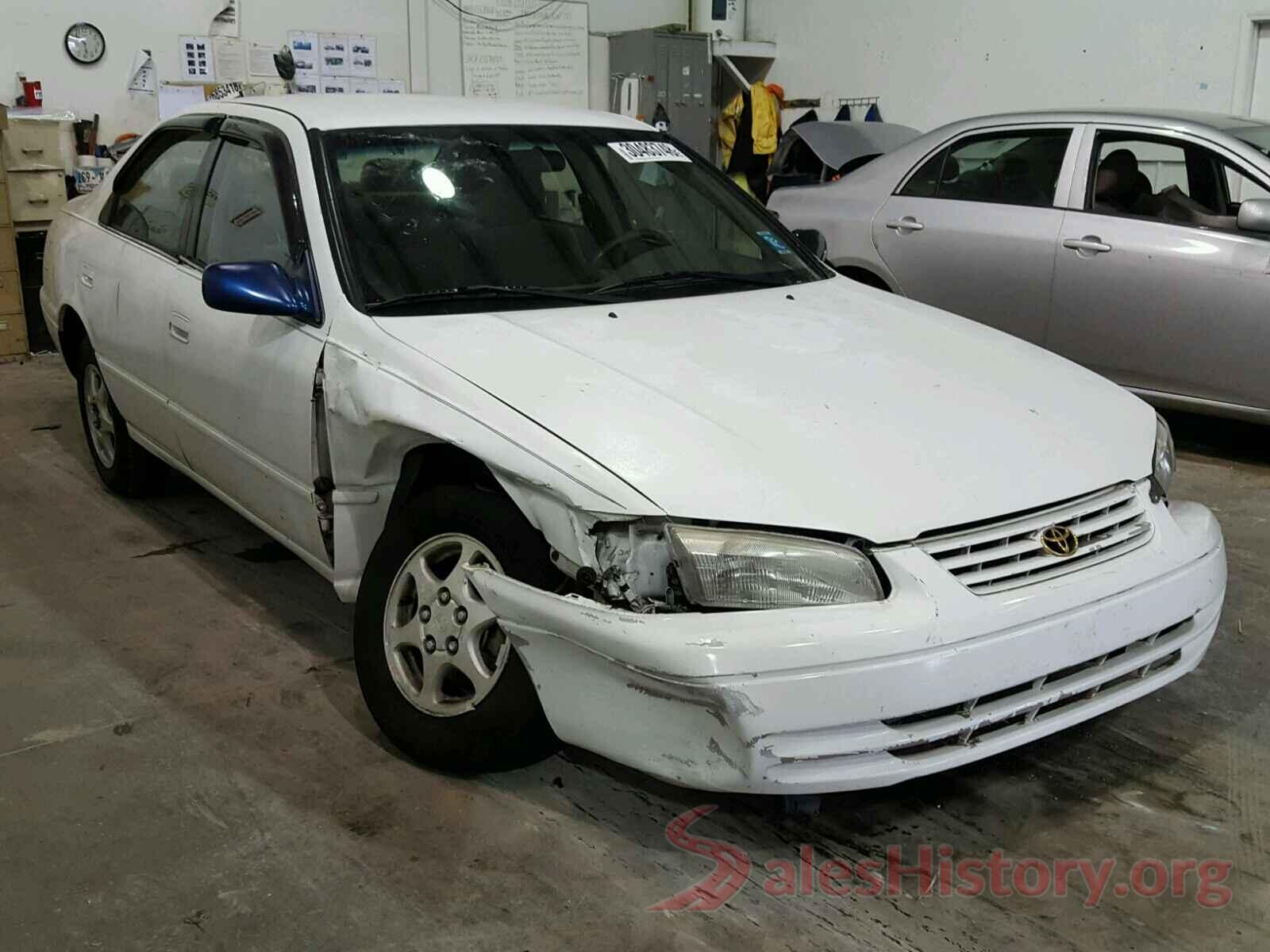 MLHNC5211G5200394 1998 TOYOTA CAMRY