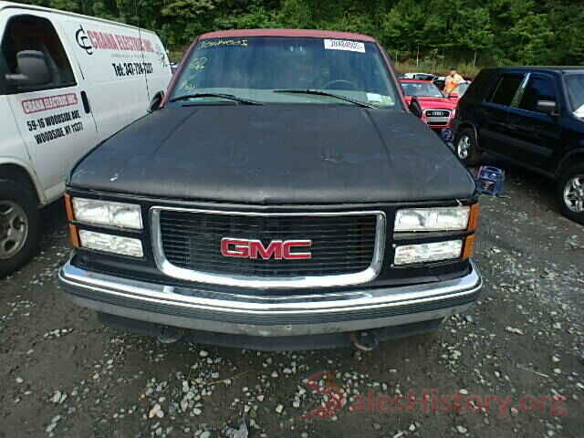 3N1AB7AP1JY230269 1997 GMC SUBURBAN