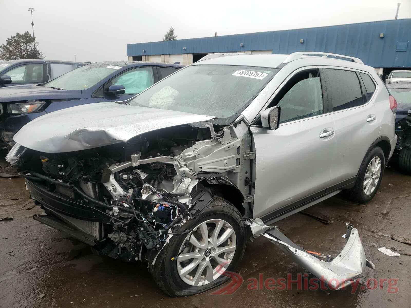 KNMAT2MV6JP528731 2018 NISSAN ROGUE