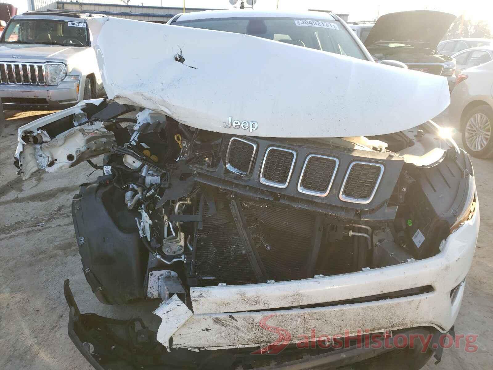 3C4NJDABXJT146002 2018 JEEP COMPASS