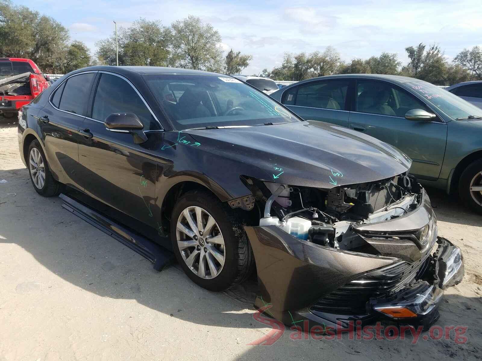 JTNB11HK8J3007002 2018 TOYOTA CAMRY