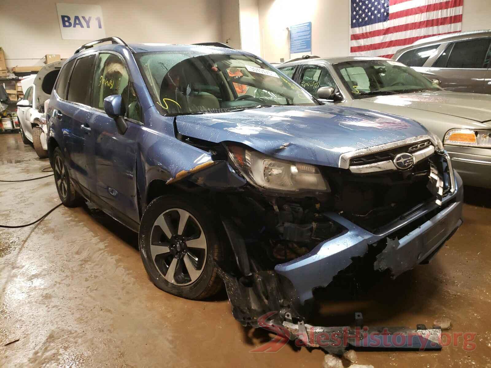 JF2SJAJC4JH437301 2018 SUBARU FORESTER