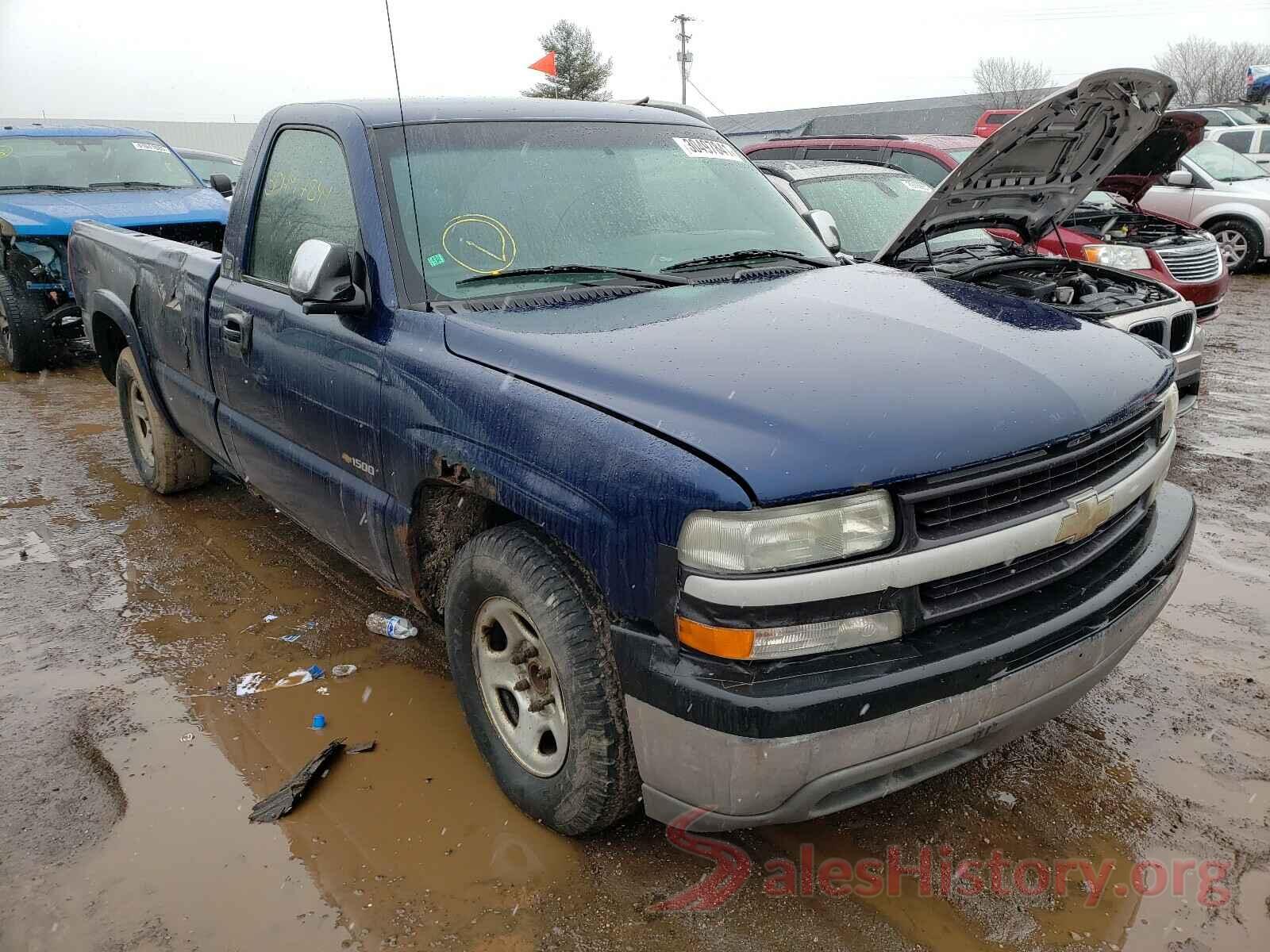 5YFBURHE6HP687715 2002 CHEVROLET SILVERADO