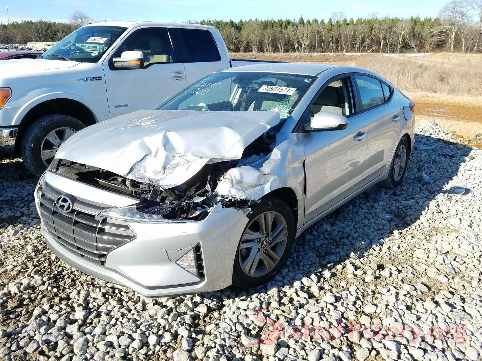 KMHD84LF3KU738979 2019 HYUNDAI ELANTRA