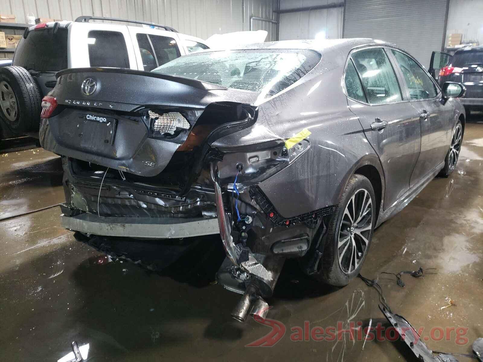 4T1B11HK6JU512417 2018 TOYOTA CAMRY