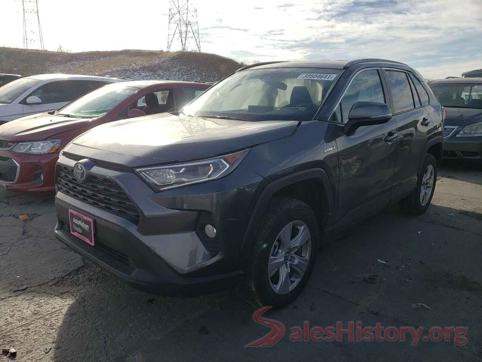 4T3R6RFV8MU020222 2021 TOYOTA RAV4