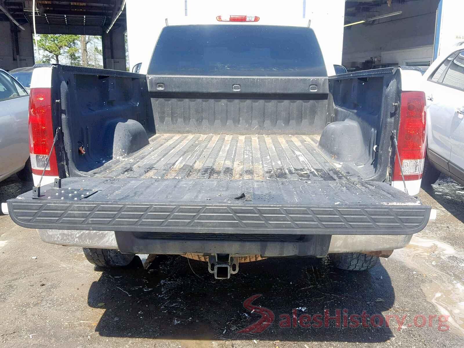 3MZBM1U78GM308449 2010 GMC SIERRA K15