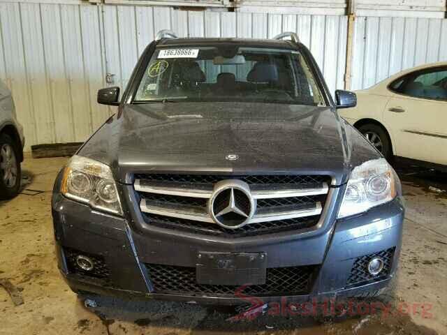 JN8AT2MT1JW465885 2011 MERCEDES-BENZ GLK350