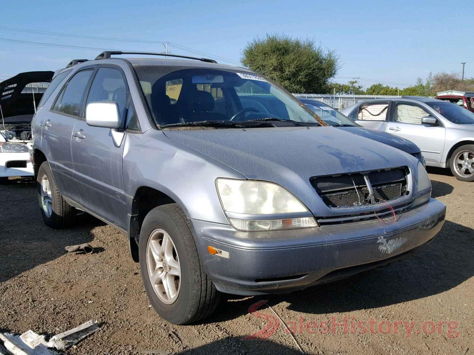 3N1AB7AP0HY290313 2001 LEXUS RX300