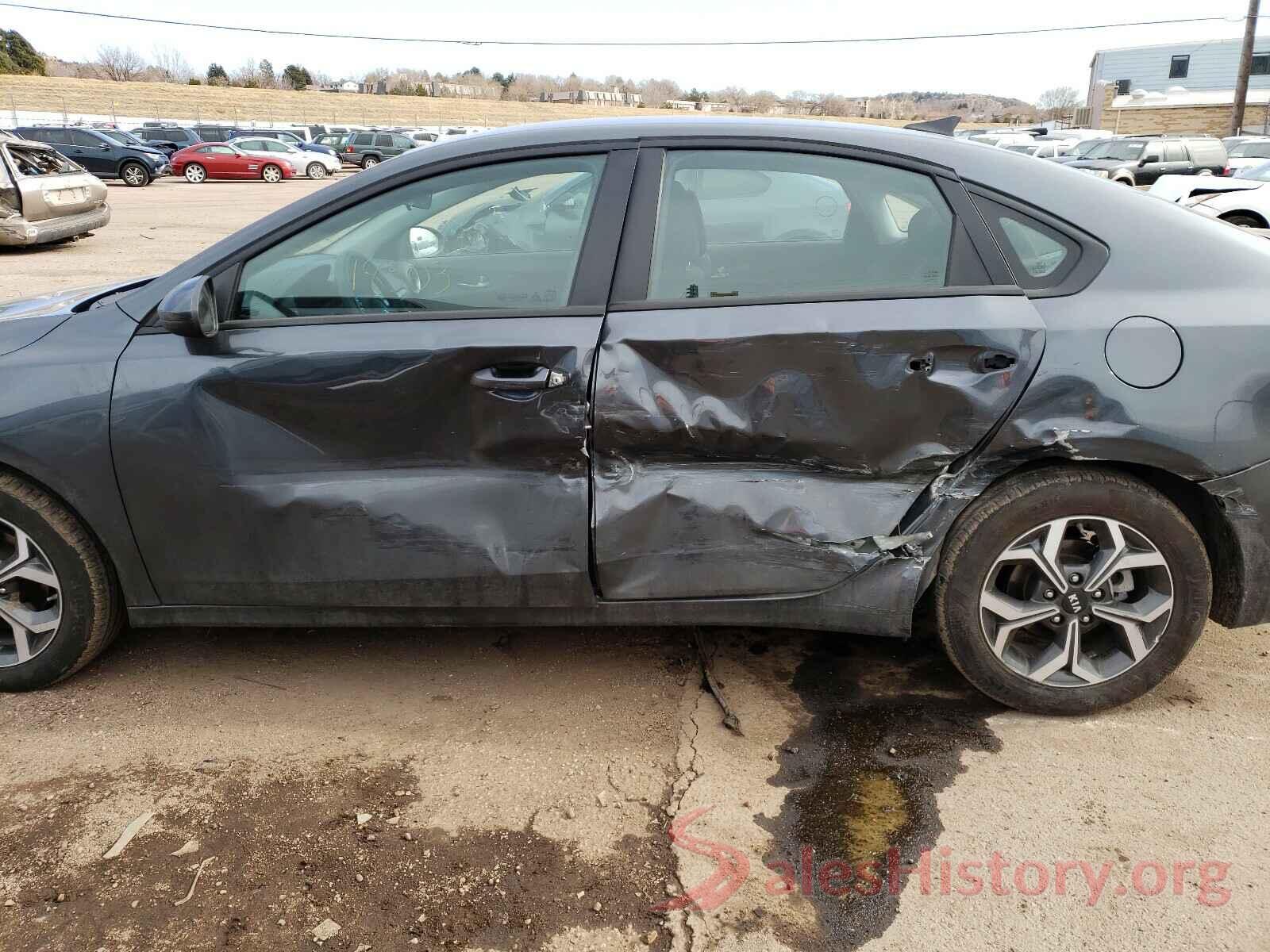 3KPF24AD3KE131298 2019 KIA FORTE