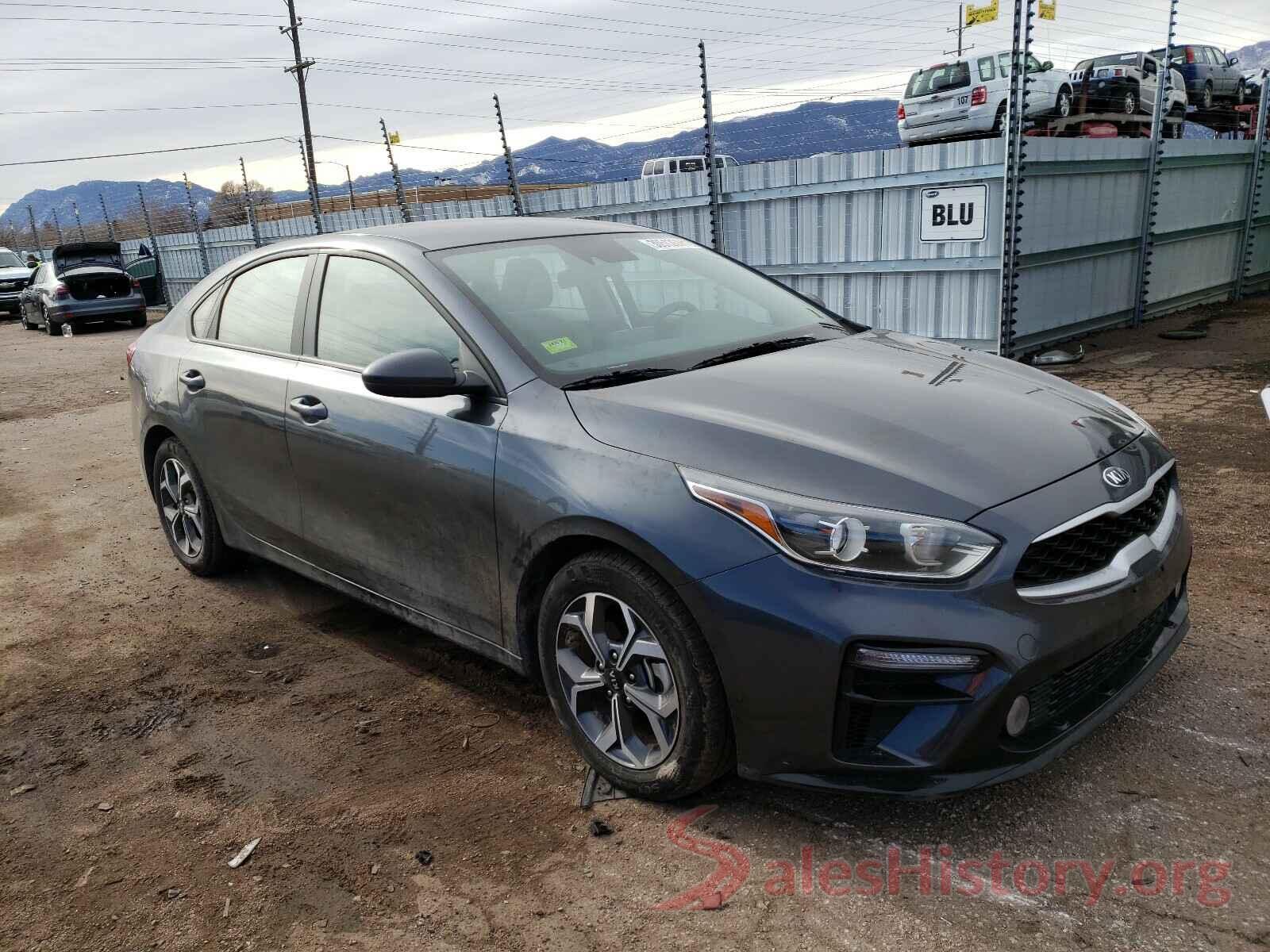 3KPF24AD3KE131298 2019 KIA FORTE