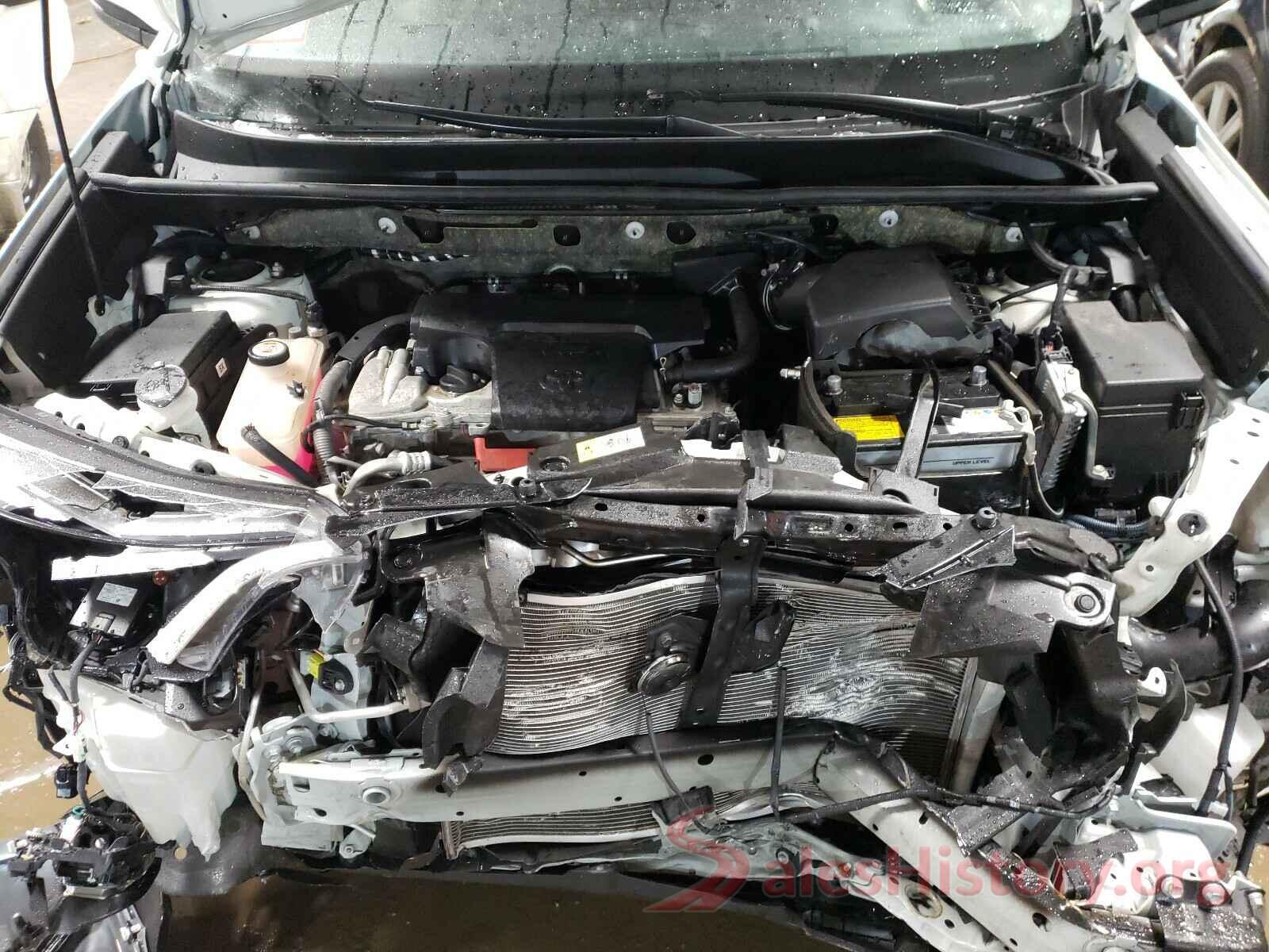 JTMDFREV1HJ169393 2017 TOYOTA RAV4