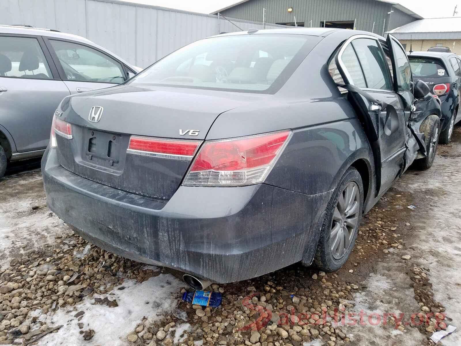 5J6RW6H34HL002443 2011 HONDA ACCORD