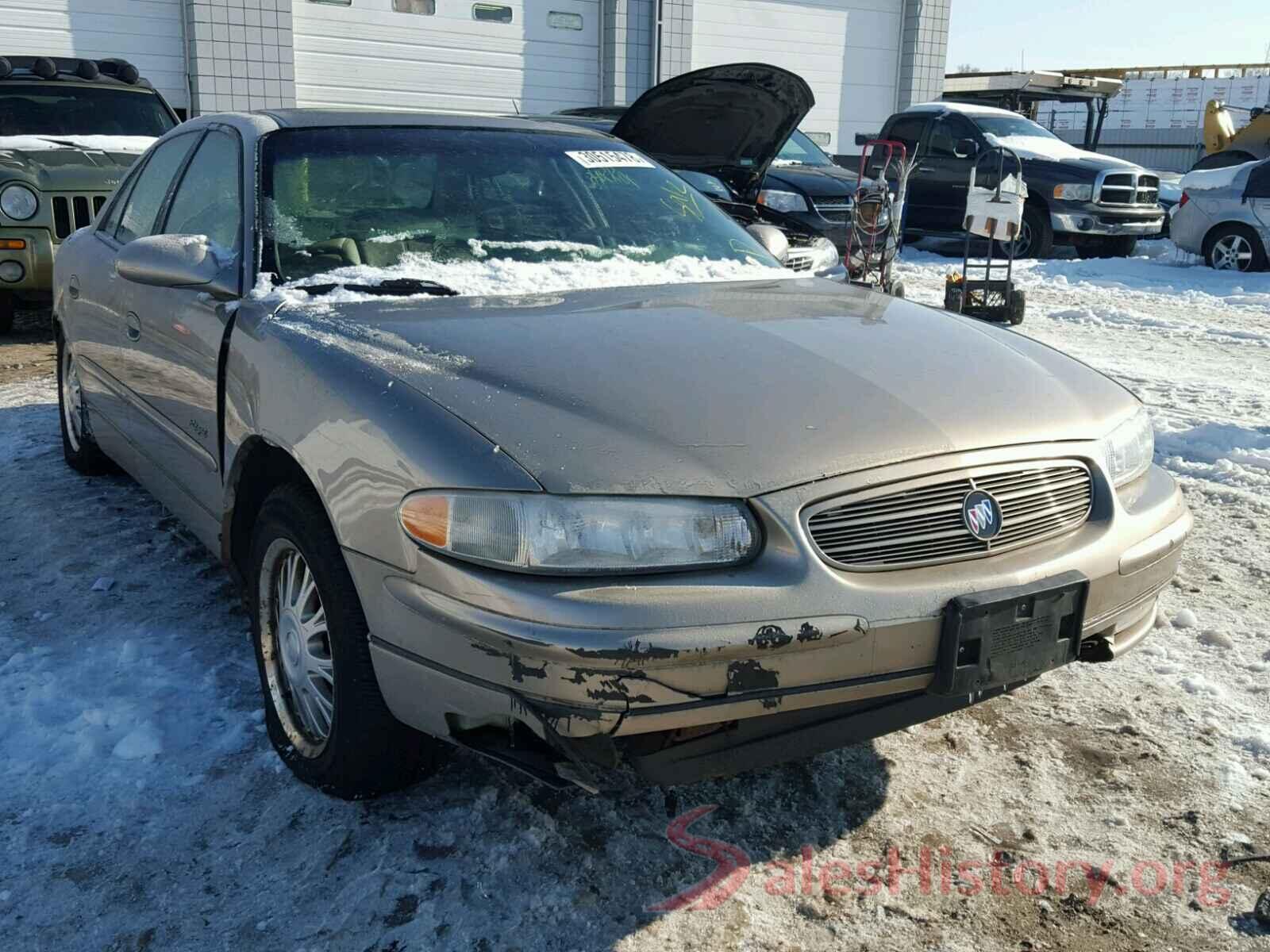 2HKRW2H57JH614212 2000 BUICK REGAL