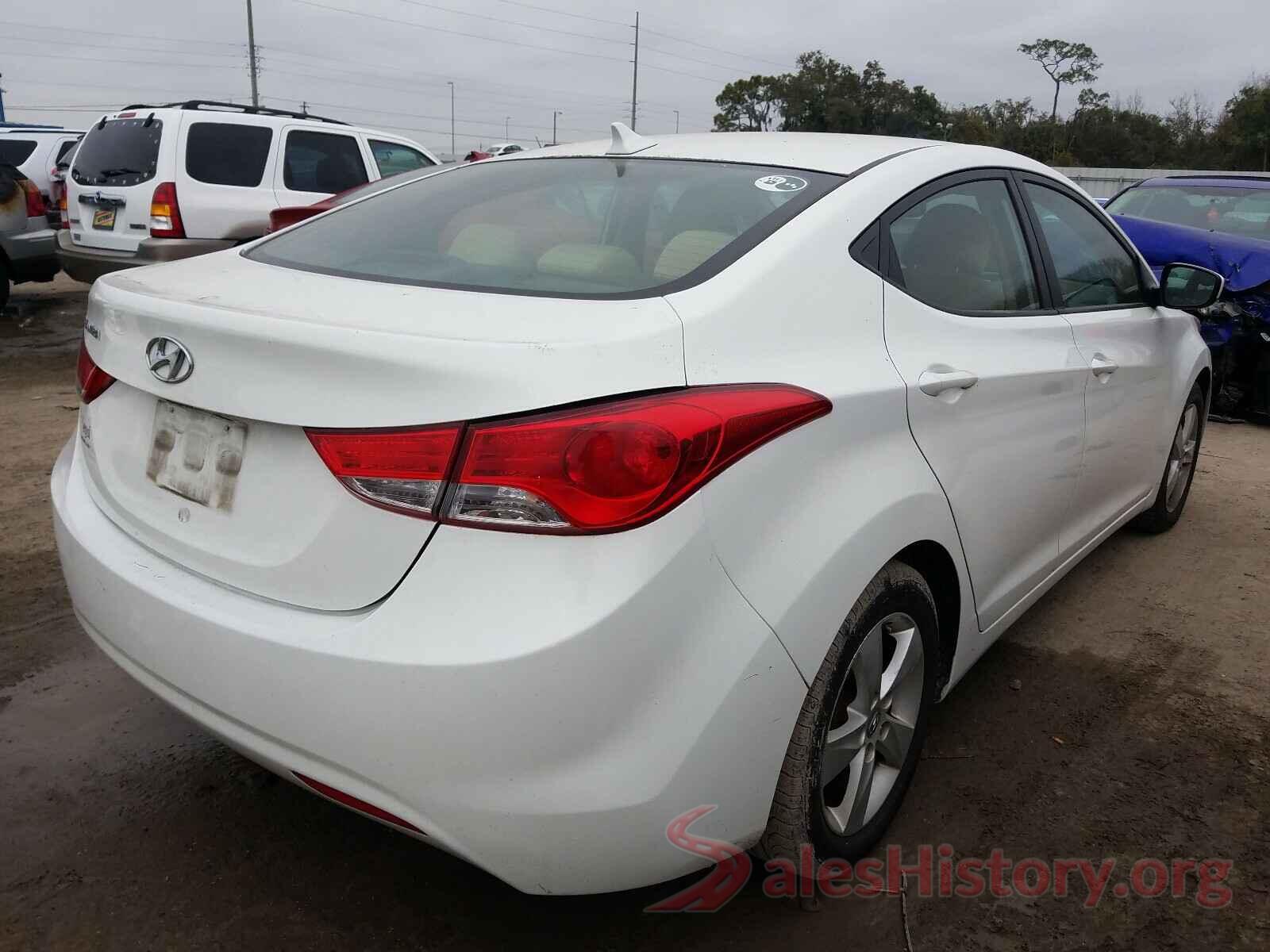 JF2GTAEC0KH365721 2012 HYUNDAI ELANTRA