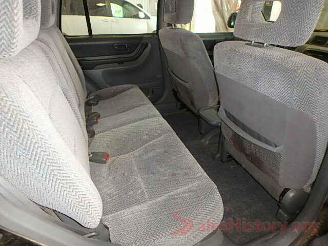 3N1AB7AP8HY271802 1998 HONDA CRV