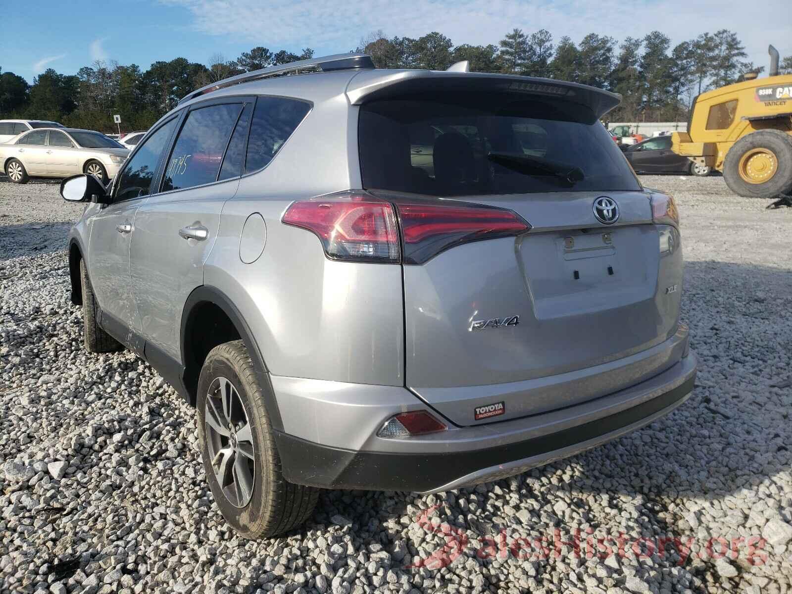 JTMWFREV9JJ212957 2018 TOYOTA RAV4