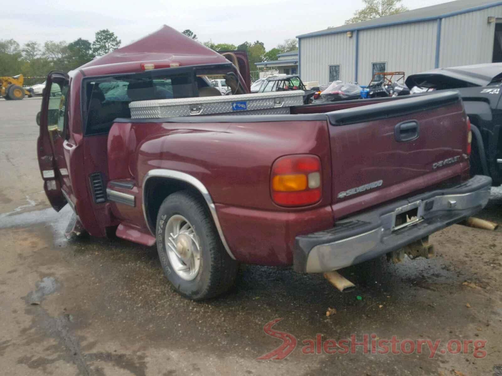 2HGFC2F88HH507506 2000 CHEVROLET SILVERADO