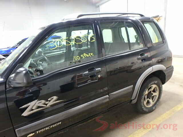 JM3KFBCMXL0825606 2003 CHEVROLET TRACKER