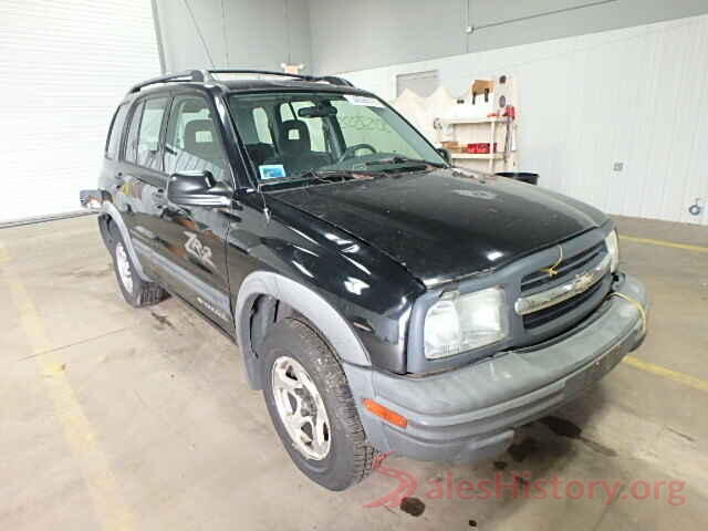 JM3KFBCMXL0825606 2003 CHEVROLET TRACKER